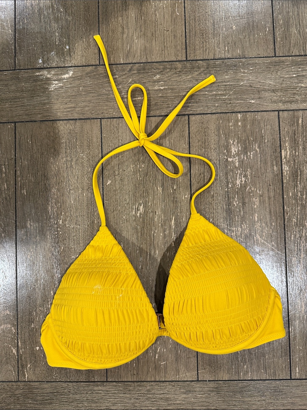 Shade & Shore Yellow Textured Bikini Top. Size 34C